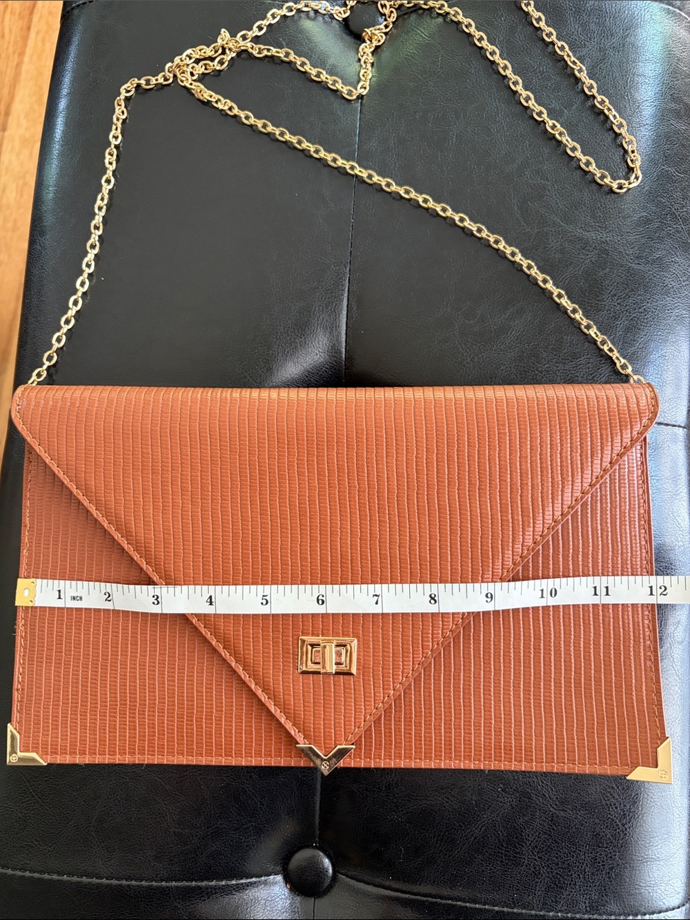 Urban Expressions Structured Envelope Crossbody Bag/Clutch Cognac w/Gold Chain - Picture 9 of 9